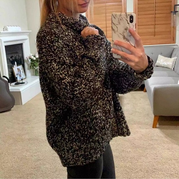 Zara Black/White Marled Chunky Sweater   Size Small - Picture 4 of 12